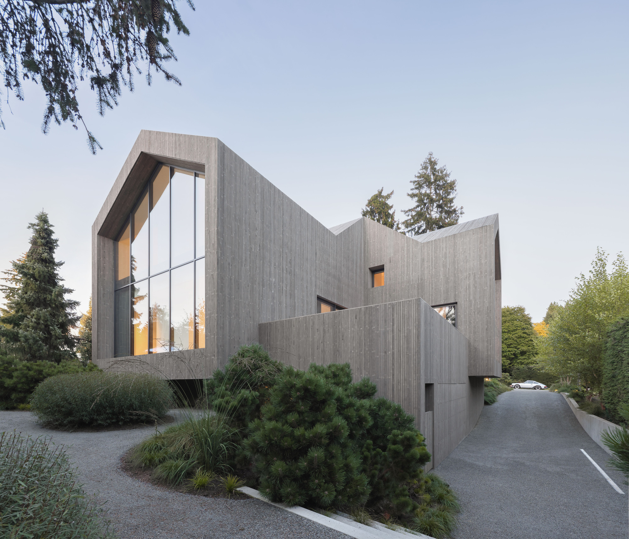 Modern masterpiece by Mcleod Bovell in Vancouver features eco-friendly design, high-end finishes, and innovative sustainable elements.