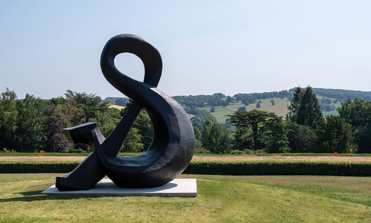 William Kentridge’s exhibition at Yorkshire Sculpture Park features a transformational art showcase blending sculpture, live performances, and installations.
