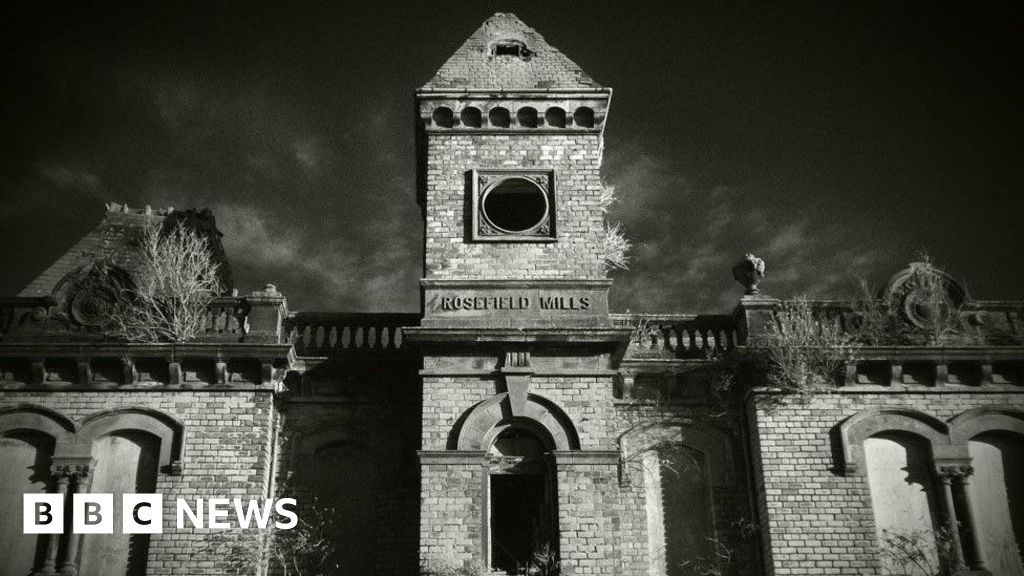 Ray Cartwright, a six-year-old, won first place in two categories at the #RosefieldMills photography competition by capturing Dumfries’ ‘Venetian palace,’ showcasing its architectural beauty.