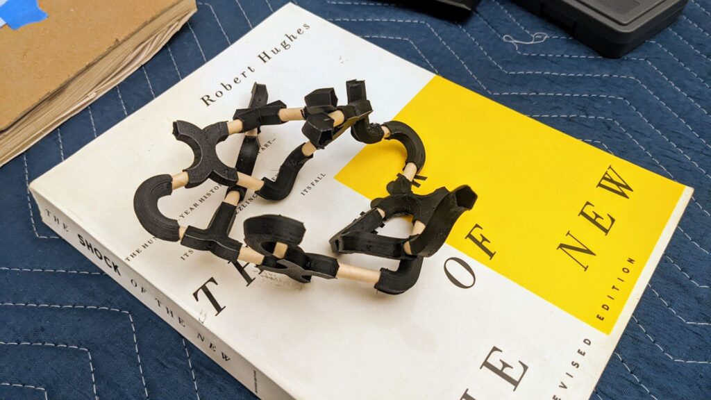 SCTXYRS mini sculpture